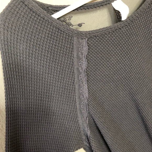 Free people three-quarter sleeve top - Picture 2 of 6